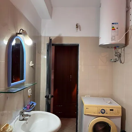 Melas Zaimi Apartment *